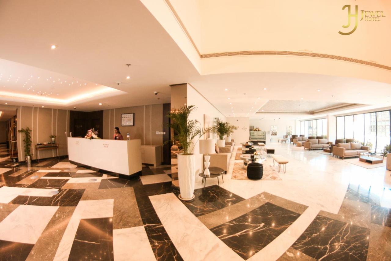 Sunday Luxury Downtown Adliya Formerly Jewel Hotel Manama Exterior photo
