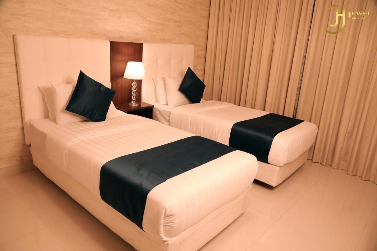 Sunday Luxury Downtown Adliya Formerly Jewel Hotel Manama Exterior photo