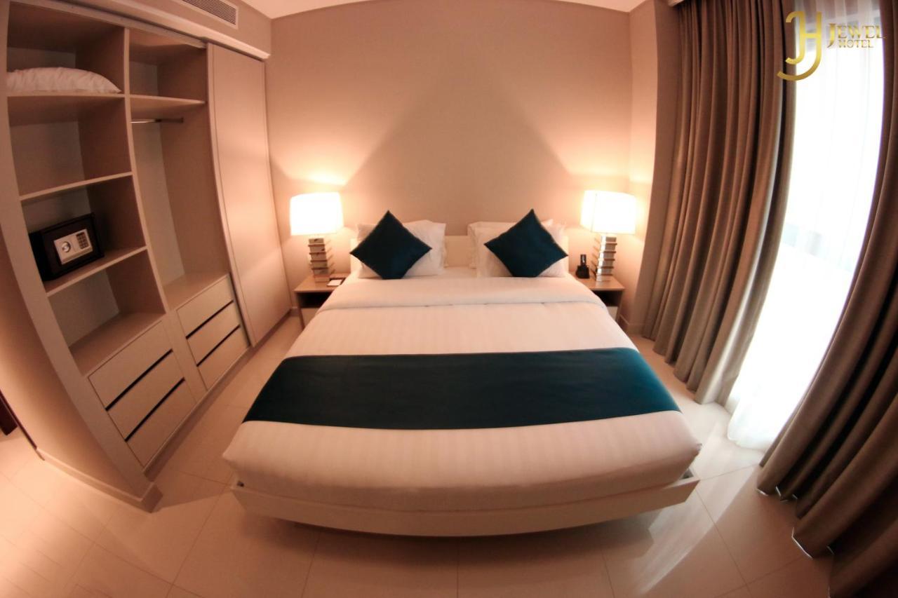 Sunday Luxury Downtown Adliya Formerly Jewel Hotel Manama Exterior photo
