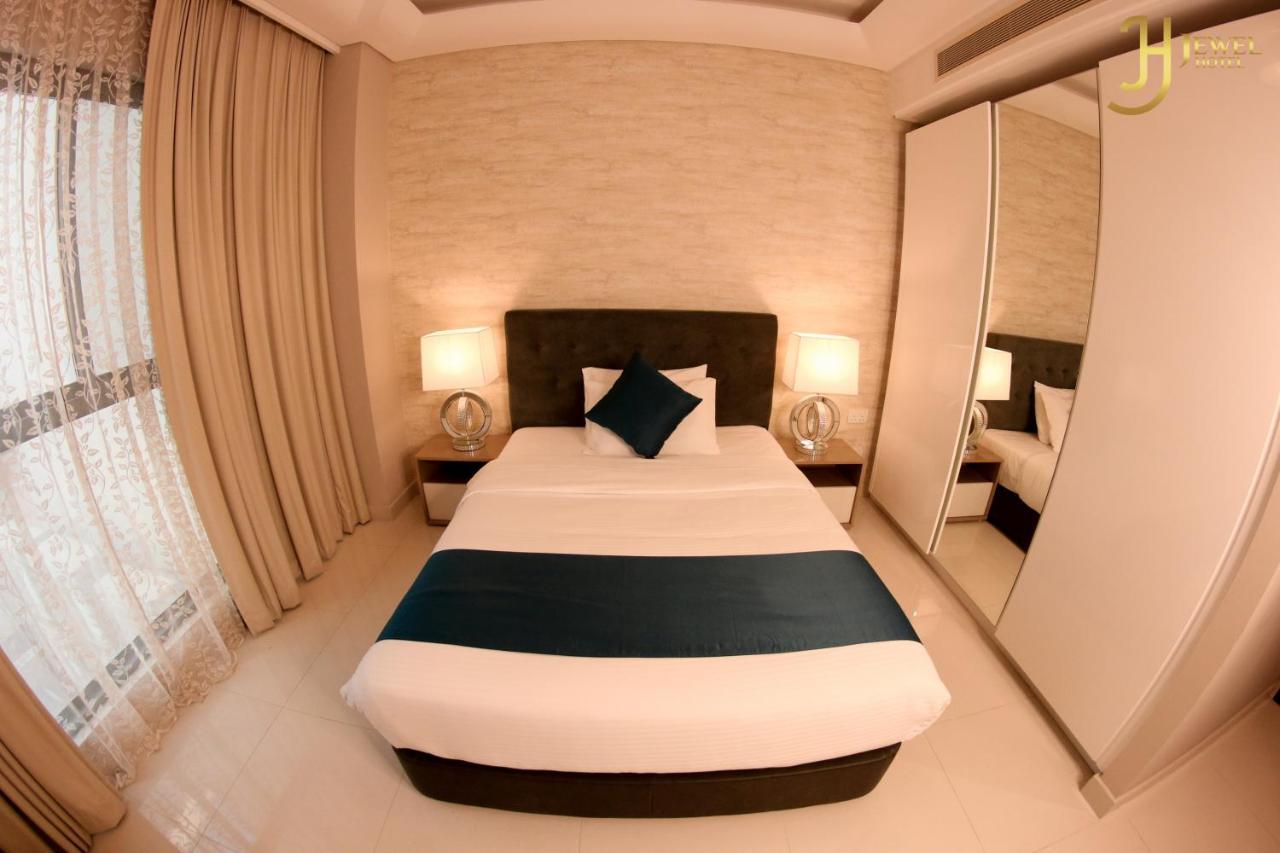 Sunday Luxury Downtown Adliya Formerly Jewel Hotel Manama Exterior photo